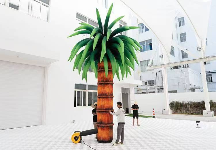 Inflatable tree